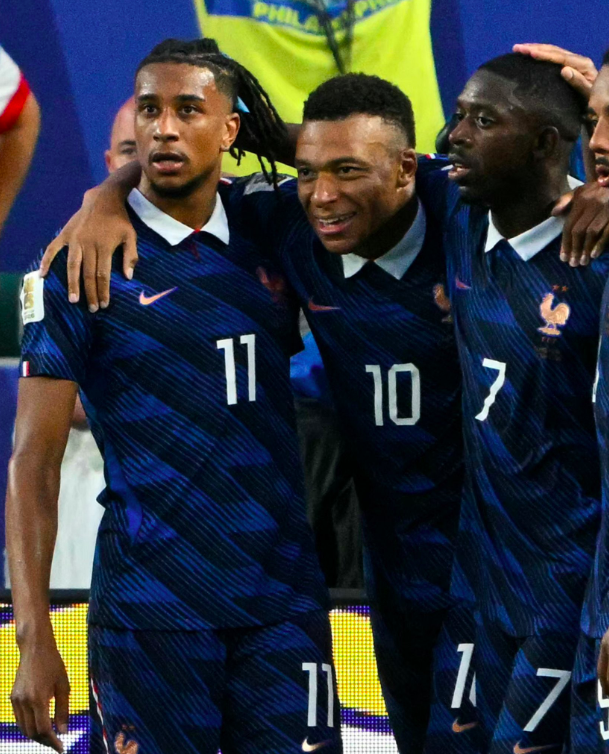 Mbappé Inspires France to Comfortable Round of 16 Berth