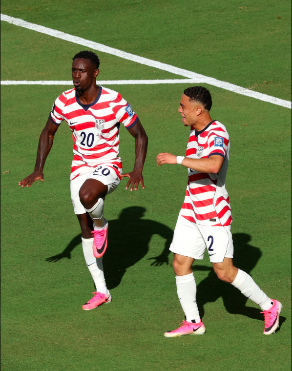 USA Beat Bosnia to Reach World Cup Round of 16
