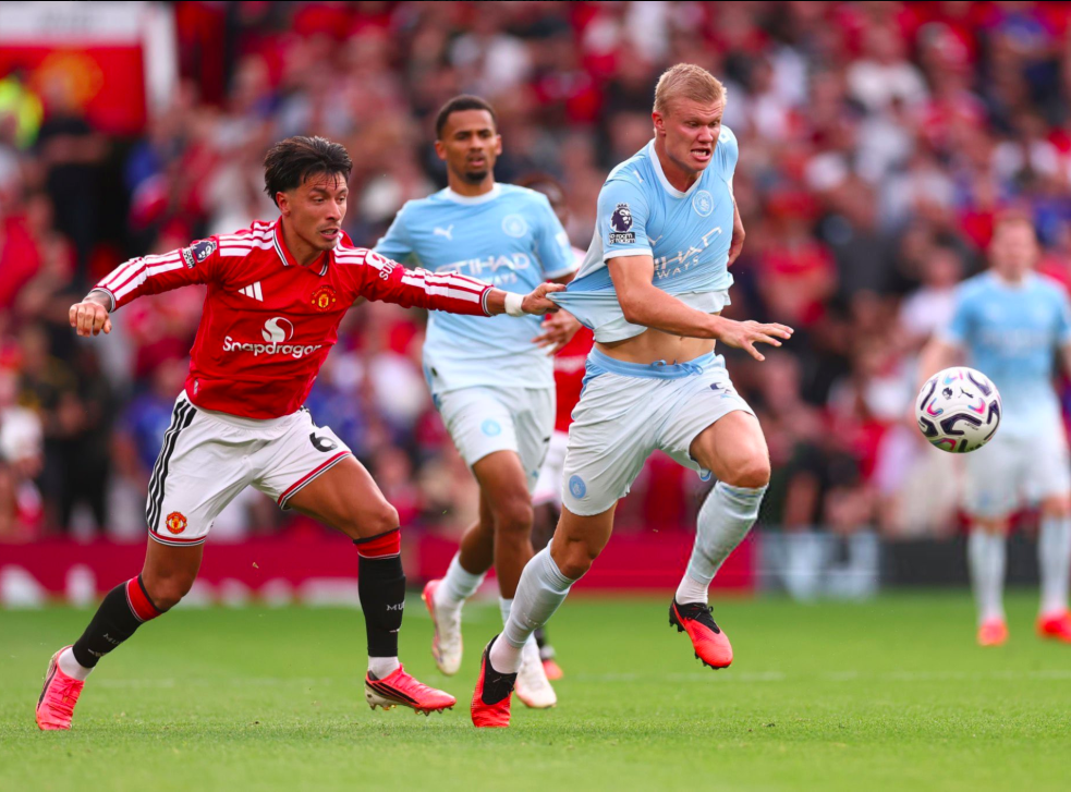 10-Men Manchester City Defeat Manchester United at Old Trafford